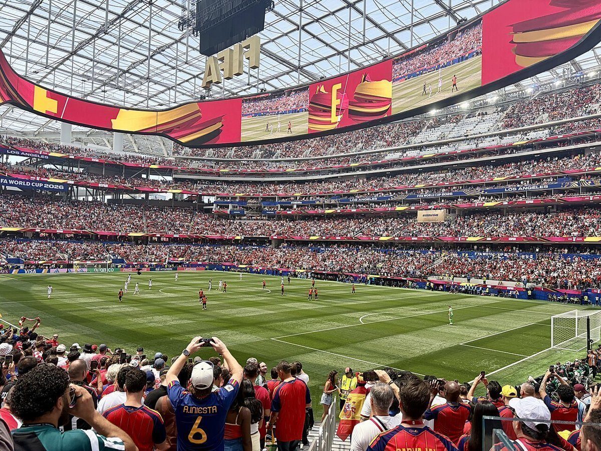 Archive photo from a different match (not this game). Source: Wikimedia Commons