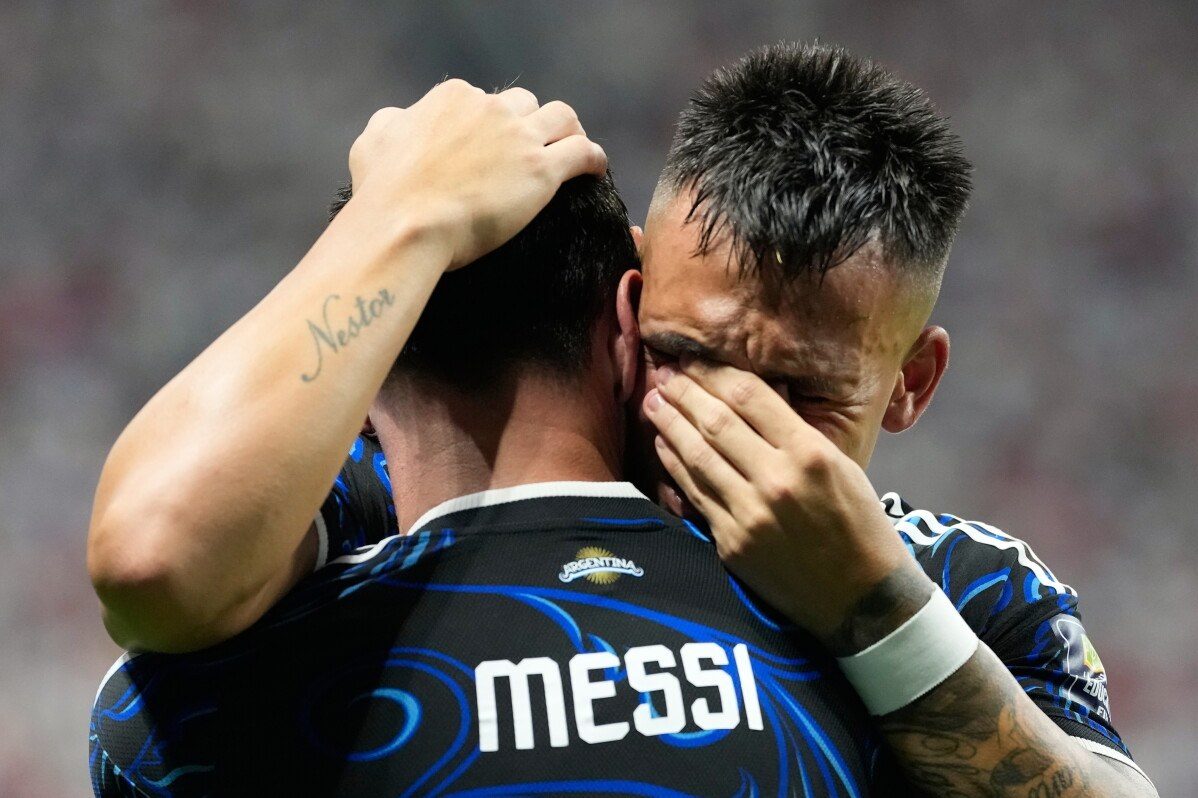 Argentina players celebrate their 2–1 win over England, sending the team into the World Cup 2026 final. Source: AP.