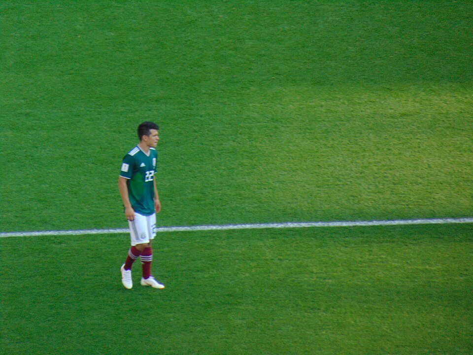 Ảnh tư liệu: Hirving Lozano trong màu áo Mexico. Nguồn: Wikimedia Commons