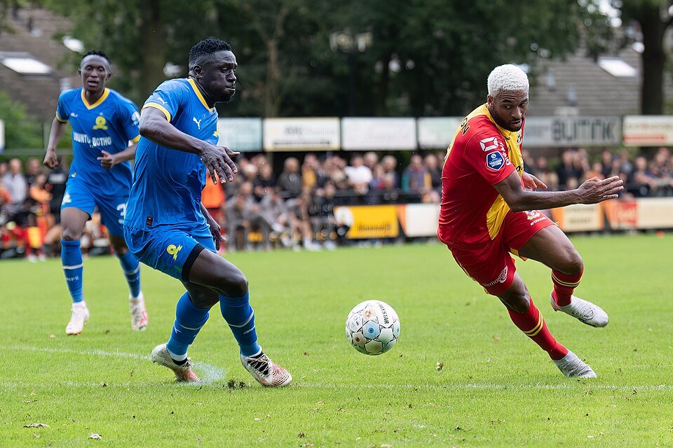 Archive photo: Thapelo Maseko, pictured in a different match (not this game). Source: Wikimedia Commons.